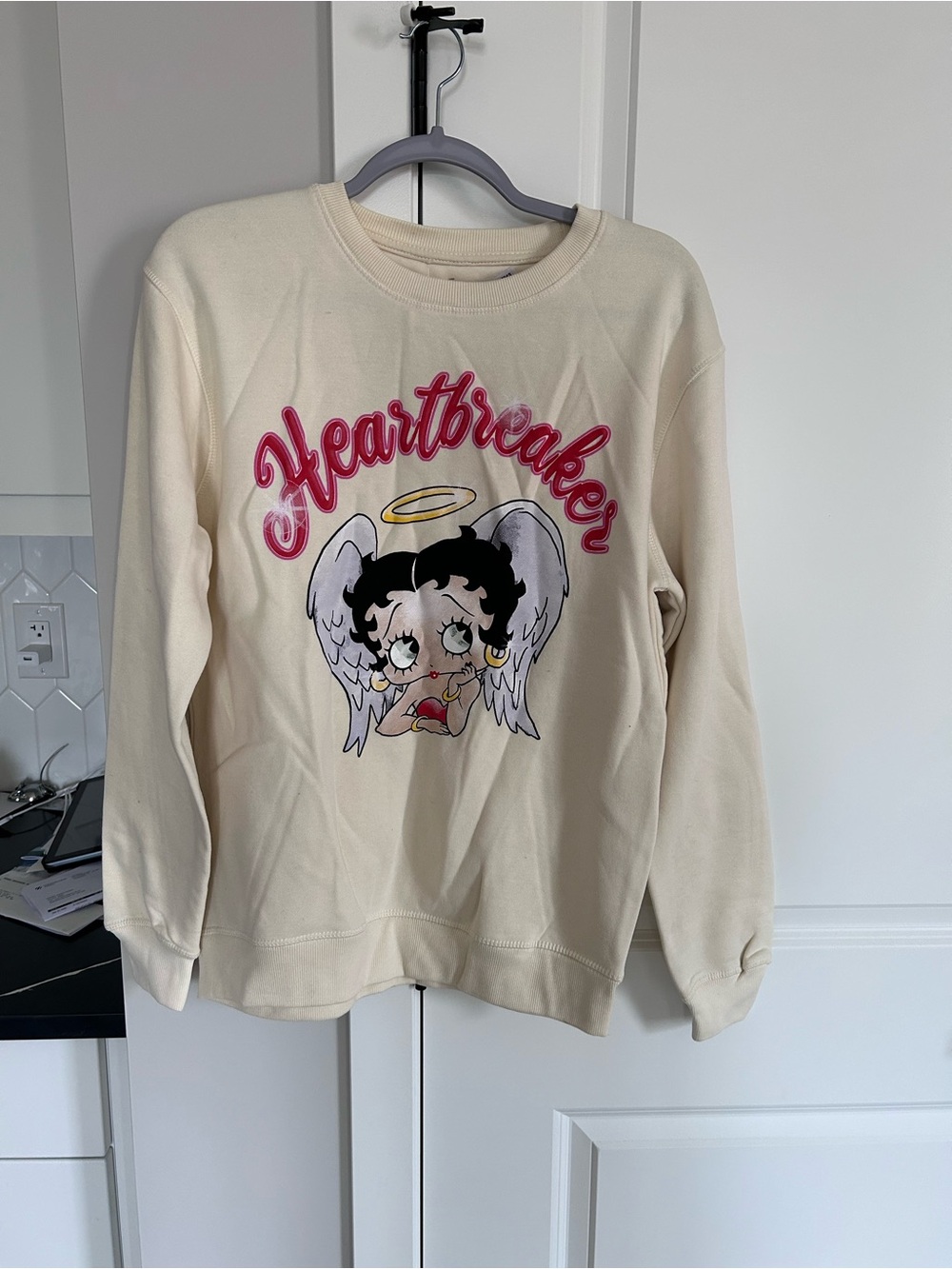 NWT Betty Boop Heartbreaker Graphic Cream Sweater Retro Y2K Cozy Knit Oversized